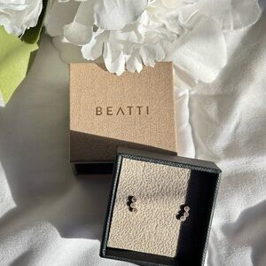 14k gold cartilage earrings